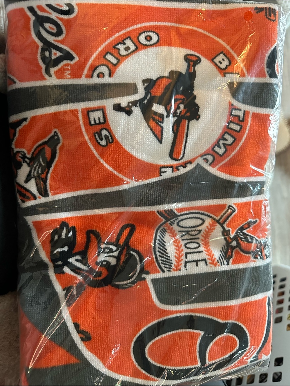 Orioles beach towels 2 NIB
